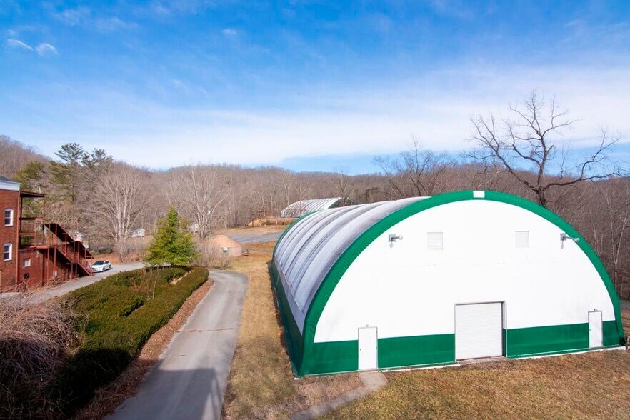 More Photos Of 158 Academy Lane Dr, Pence Springs Hotel For Sale