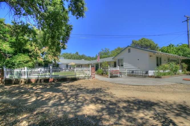 More Photos Of 1720 Lilac Ln, Auburn Assisted Living For Sale