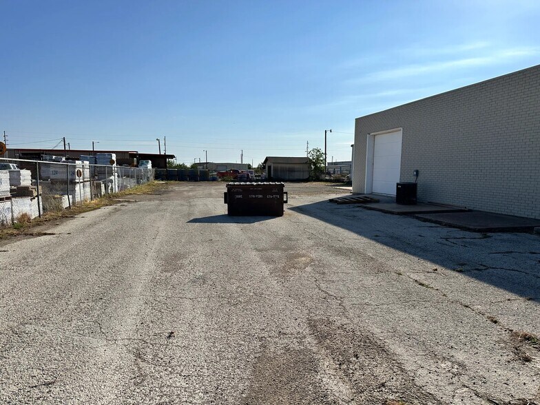 More Photos Of 4817 Hill St, Abilene Warehouse For Lease