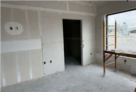 More Photos Of 2512 I 75 Business Spur, Sault Sainte Marie General Retail For Sale