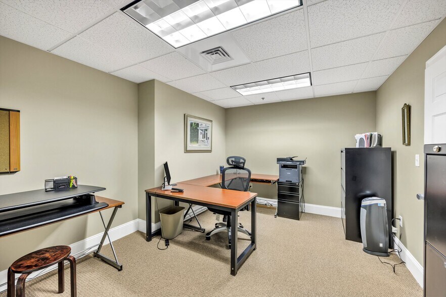 More Photos Of 540 Main St, Hyannis General Retail For Sale