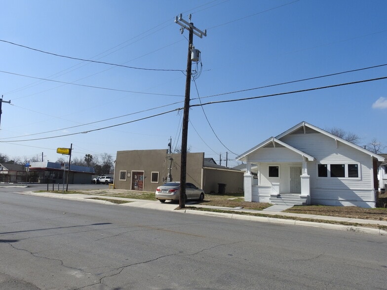 More Photos Of 4219 S Presa St, San Antonio General Retail For Sale