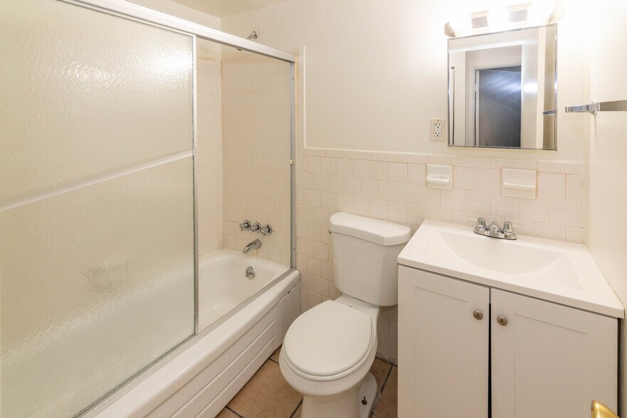 More Photos Of 2924 W Cold Spring Ln, Baltimore Apartments For Sale