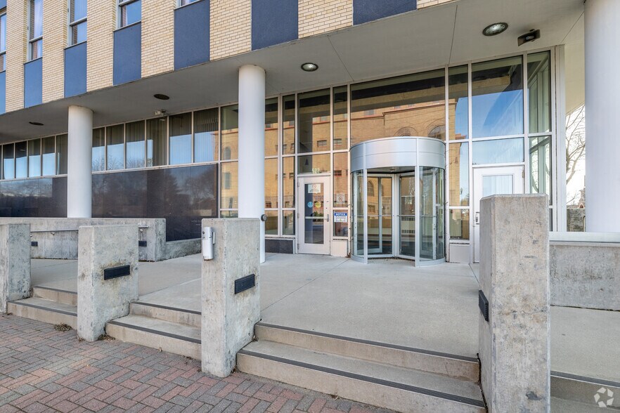 More Photos Of 522 Minnesota Ave, Bemidji Office Residential For Sale