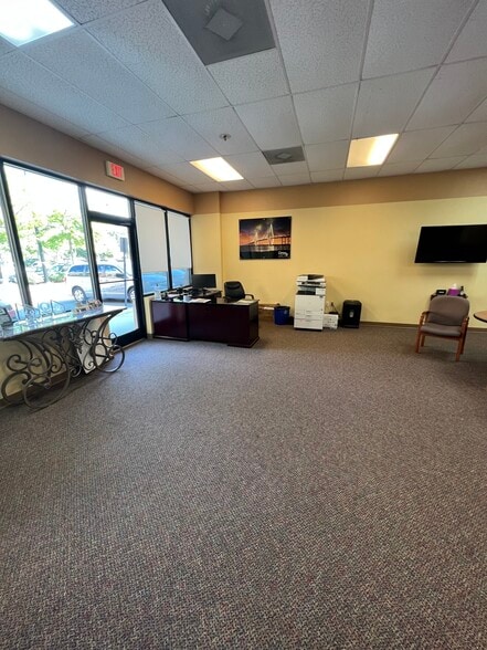More Photos Of 2000 Sam Rittenberg Blvd, Charleston Office For Lease