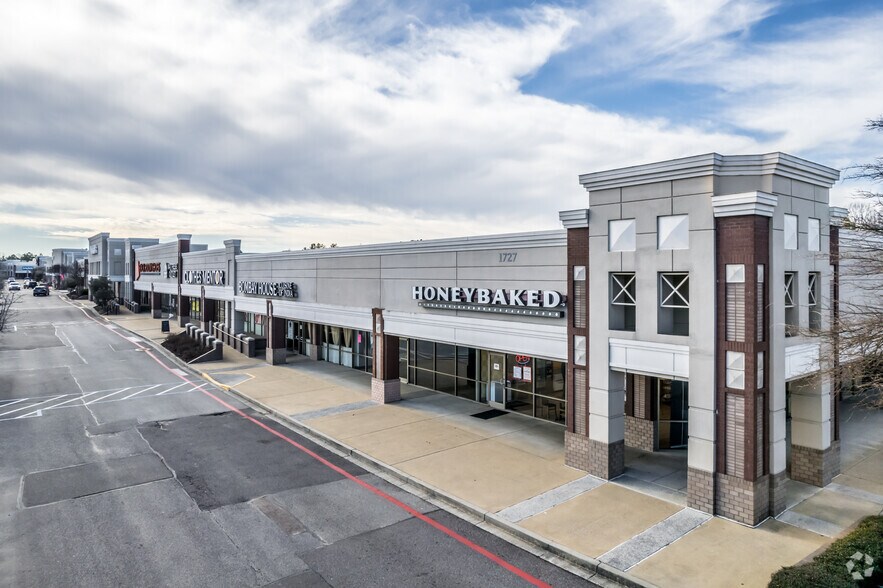 More Photos Of 1591-1725 N Germantown Pky, Cordova Unknown For Lease