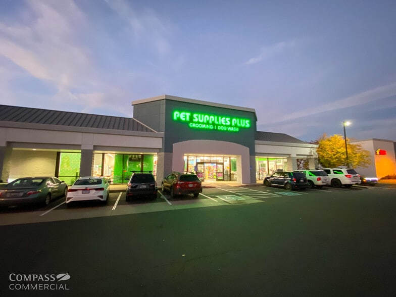 More Photos Of 2600-2650 NE Highway 20, Bend Unknown For Lease