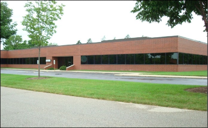 More Photos Of 2110 Fox Dr, Champaign Office For Sale