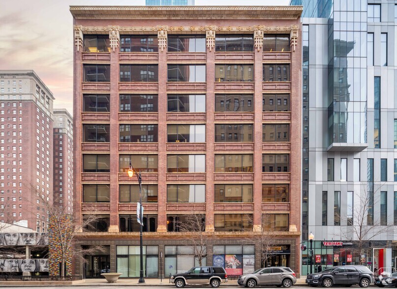 Primary Photo Of 819 S Wabash Ave, Chicago Loft Creative Space For Lease