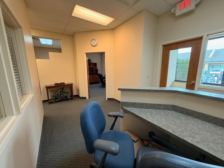 More Photos Of 10147 Royalton Rd, North Royalton Light Manufacturing For Lease