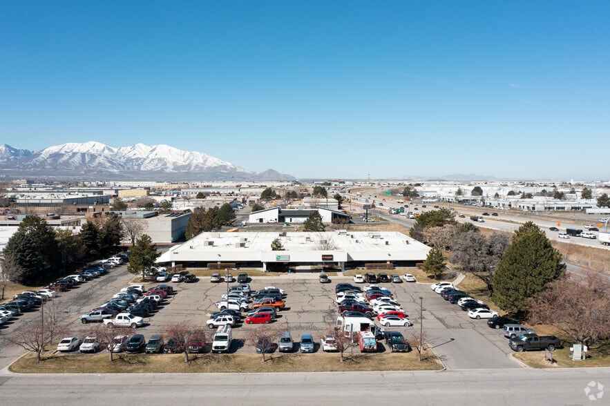 More Photos Of 3489 W 2100 S, Salt Lake City Medical For Lease