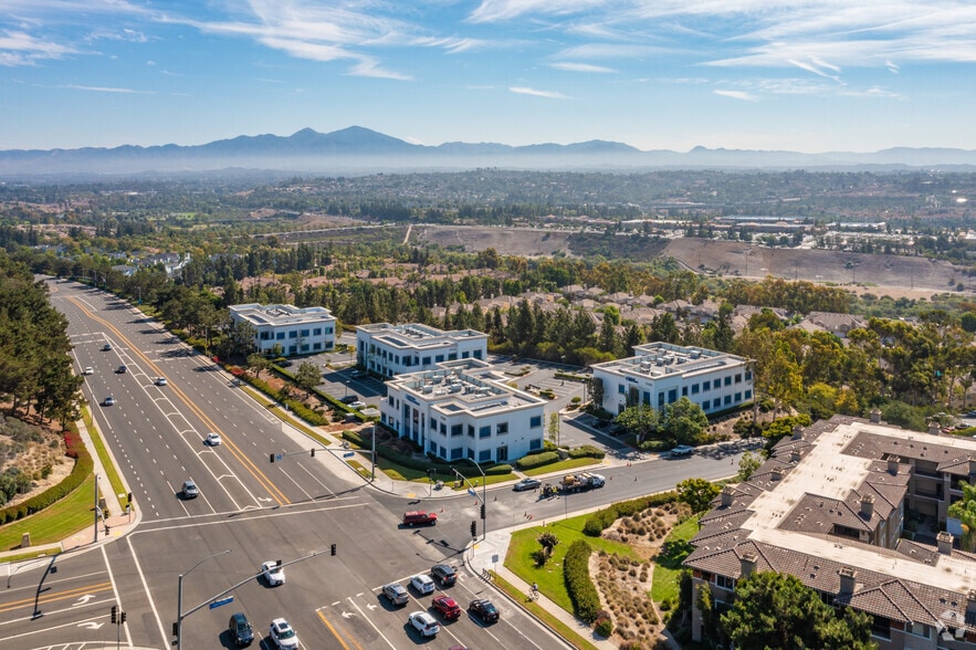 More Photos Of 27432 Aliso Creek Rd, Aliso Viejo Medical For Sale