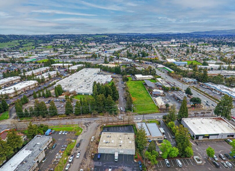 More Photos Of 1800 Empire Industrial Ct, Santa Rosa Flex For Sale