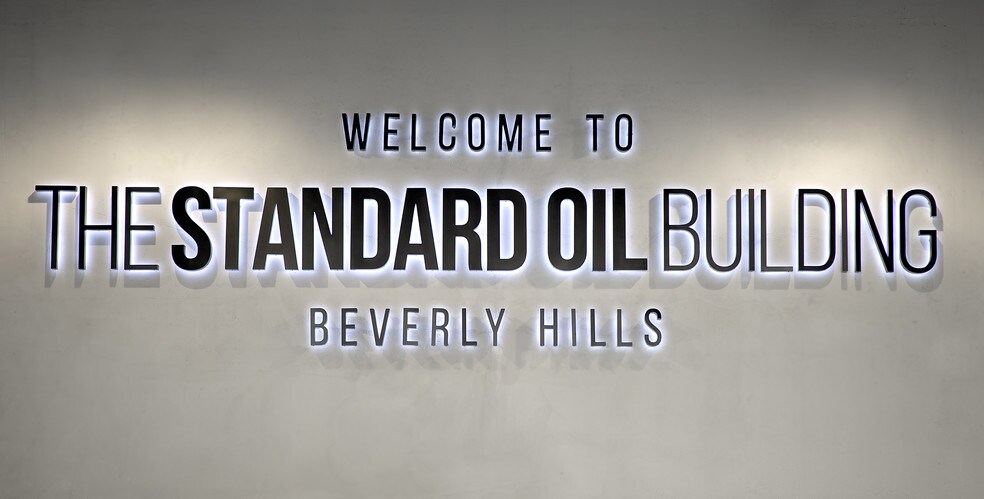 More Photos Of 243 N Canon Dr, Beverly Hills Office For Lease