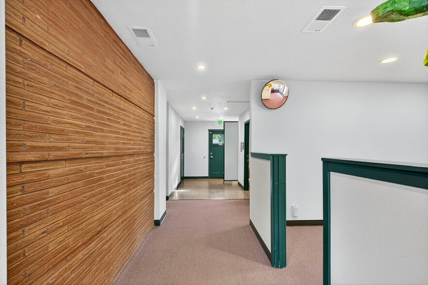 More Photos Of 5311-5315 N Vancouver Ave, Portland Medical For Sale