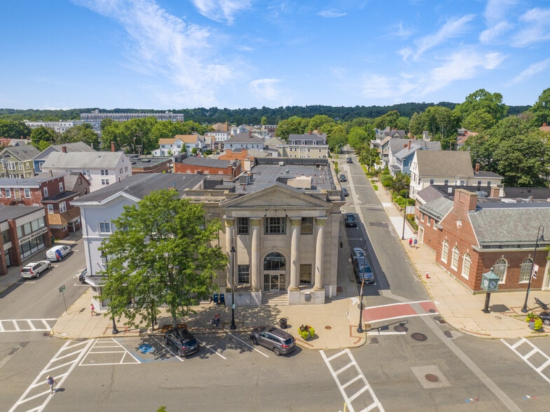 More Photos Of 369 Main St, Wakefield Bank For Sale