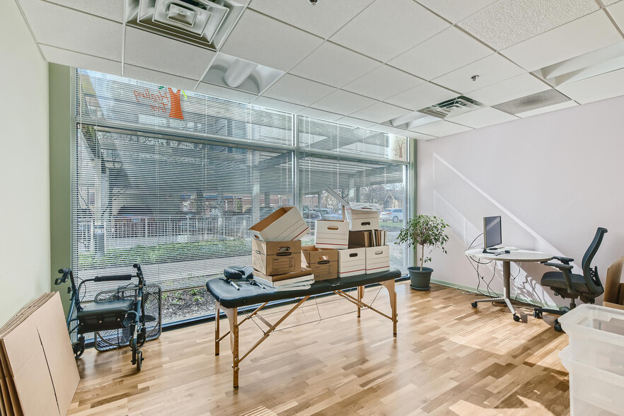 More Photos Of 1100 Central Ave, Wilmette Apartments For Lease