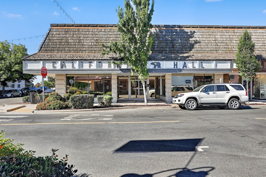 More Photos Of 1300-1340 Broadway Ave, Atwater Storefront For Lease