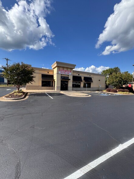 More Photos Of 2502 Battleground Ave, Greensboro Fast Food For Lease