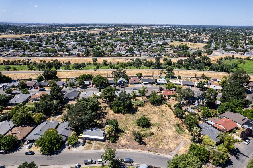 More Photos Of 299 Christine Dr, Sacramento Land For Sale