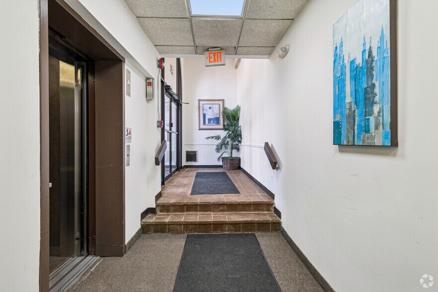 More Photos Of 131 Main St, Hackensack Office For Lease