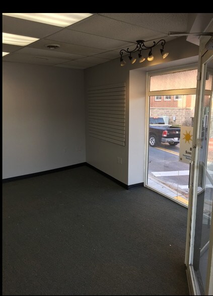 More Photos Of 28 Liberty St, Westminster Apartments For Lease
