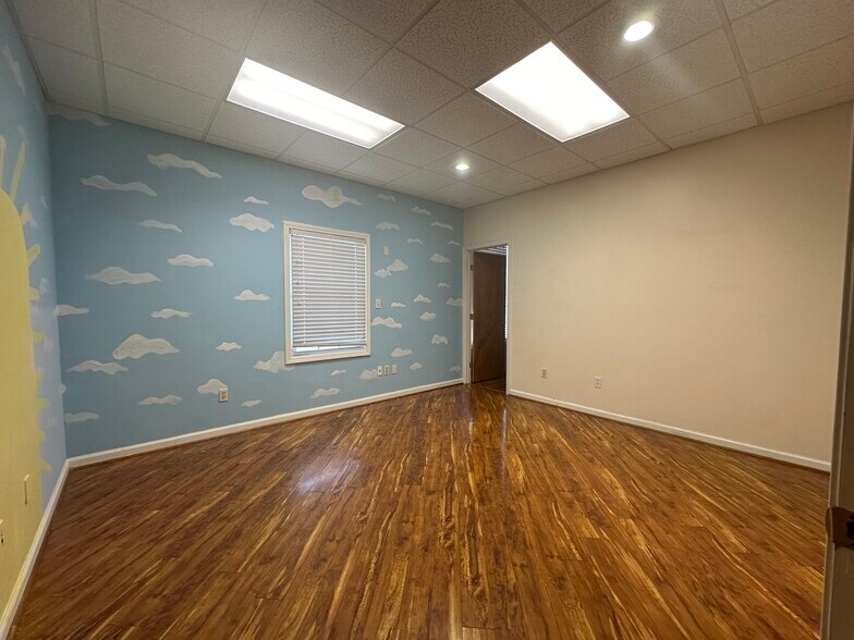 More Photos Of 1255 Commercial Dr SW, Conyers Medical For Sale