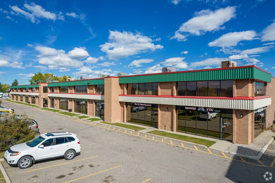 More Photos Of 4041 74th Ave SE, Calgary Warehouse For Lease