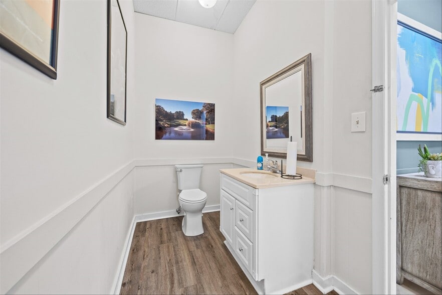 More Photos Of 14040 S Tryon St, Charlotte General Retail For Sale