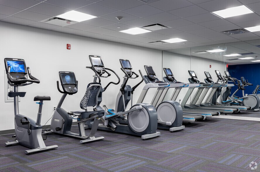 More Photos Of 371 Hoes Ln, Piscataway Office For Lease