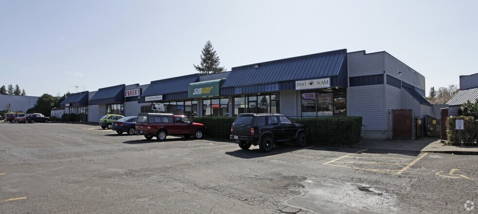 Primary Photo Of 2020 NE Cornell Rd, Hillsboro Fast Food For Lease