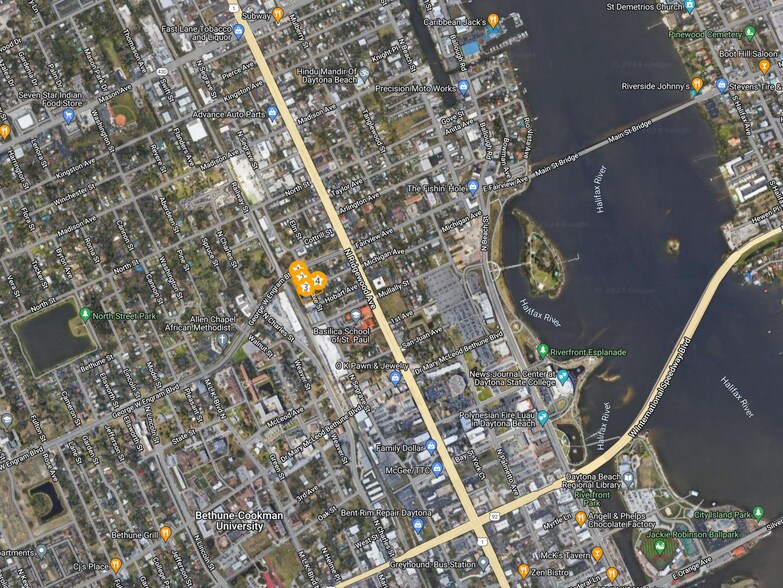 More Photos Of 418 N Segrave St, Daytona Beach Office For Sale