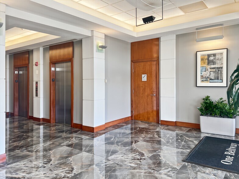More Photos Of 5904 Richmond Hwy, Alexandria Coworking Space