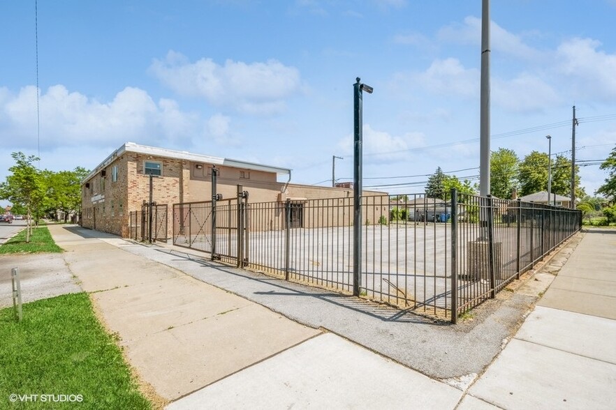 Primary Photo Of 10747 S Halsted St, Chicago Theater Concert Hall For Sale