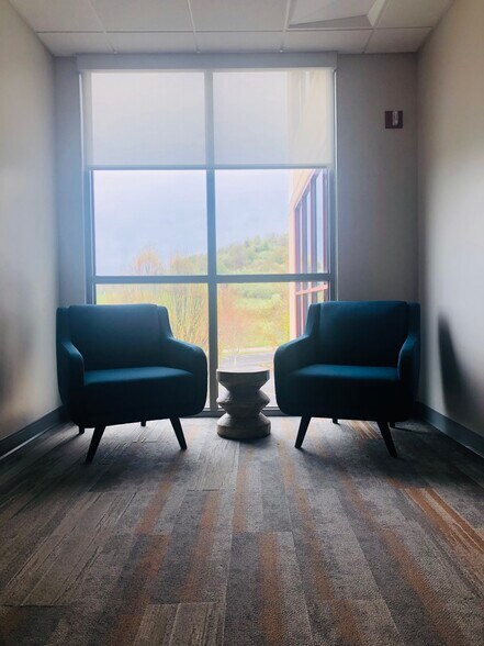 More Photos Of 1000 Technology Dr, Fairmont Office For Lease