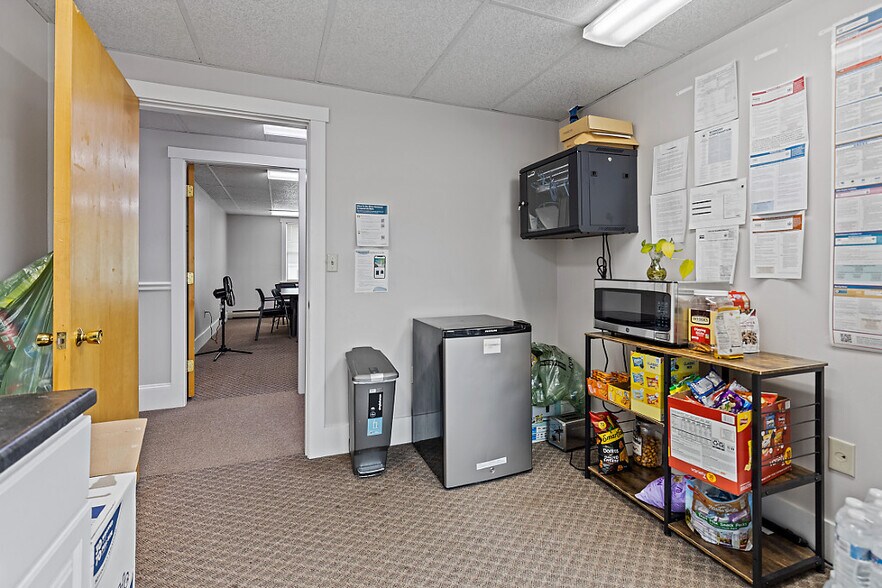 More Photos Of 323 State St, Augusta Office Residential For Sale