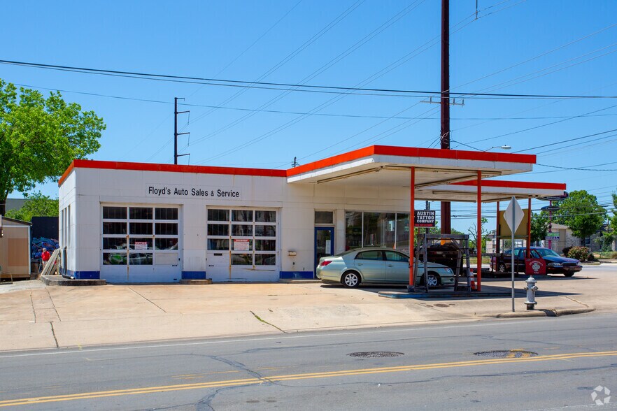 Primary Photo Of 5253 N Lamar Blvd, Austin Auto Repair For Sale