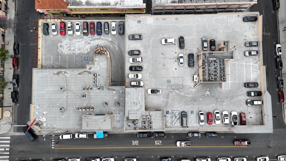 More Photos Of 777 E 12th St, Los Angeles Office For Lease