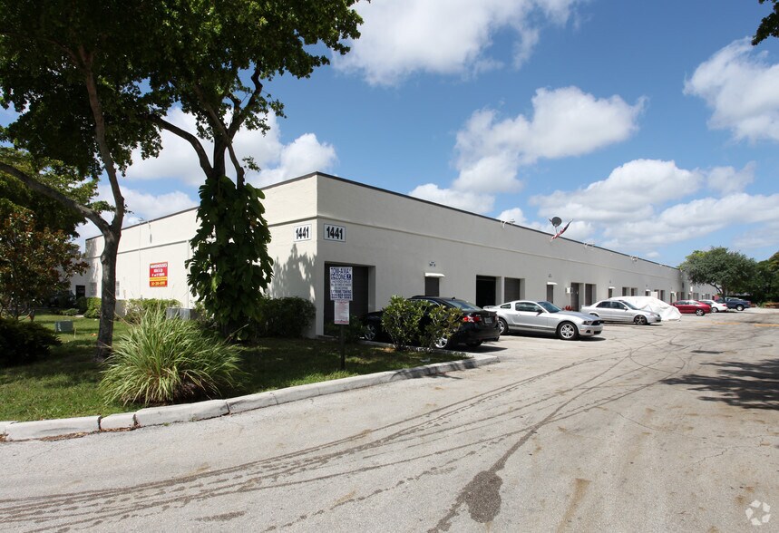 1441 SW 30th Ave, Pompano Beach, FL 33069 Industrial For Lease