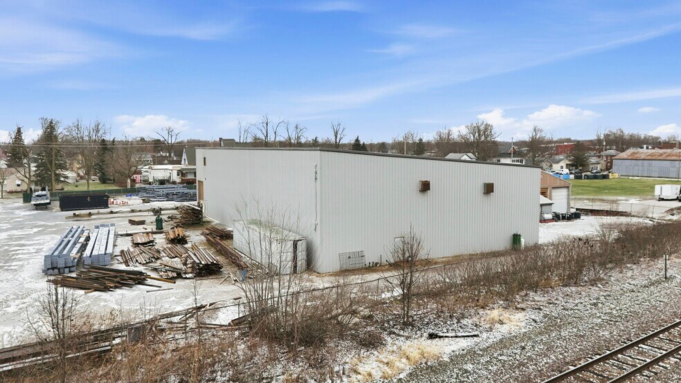 More Photos Of 206 Depot St, Butler Industrial For Sale