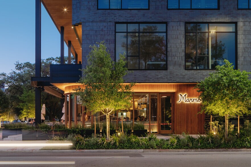 More Photos Of 888 Westheimer Rd, Houston Office For Lease