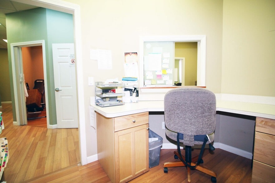 More Photos Of 845 N Main St, Providence Medical For Sale