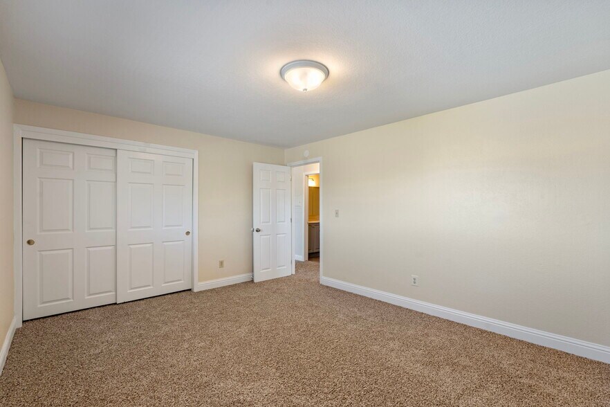 More Photos Of 1841 E Long St, Carson City Apartments For Sale