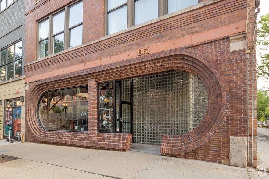 More Photos Of 661 W Lake St, Chicago Loft Creative Space For Lease