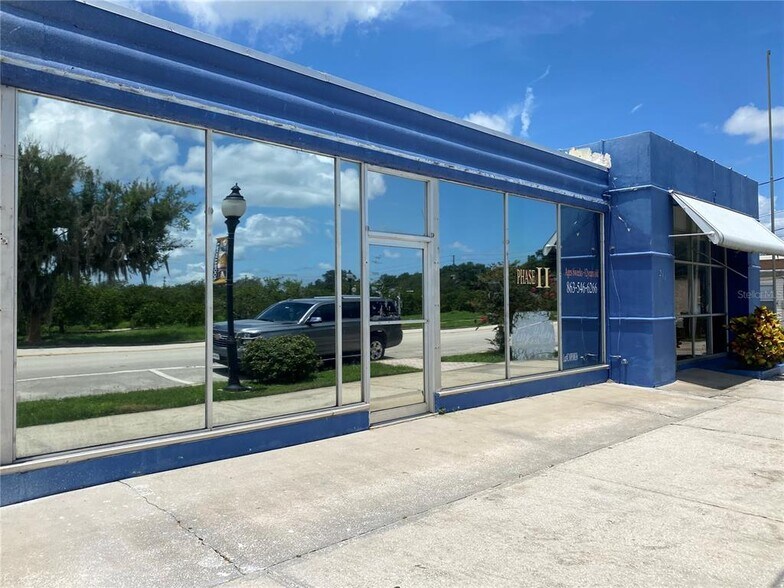 Primary Photo Of 205 N Scenic Hwy, Frostproof General Retail For Sale