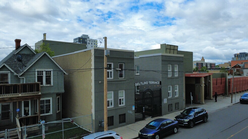 More Photos Of 215 15th Ave SE, Calgary Apartments For Sale