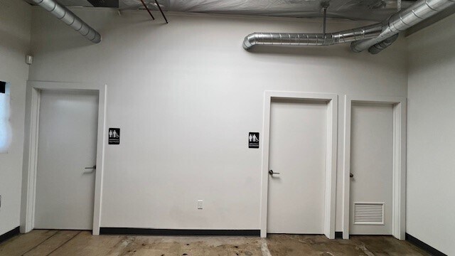 More Photos Of 3505 W Beverly Blvd, Montebello Office For Lease