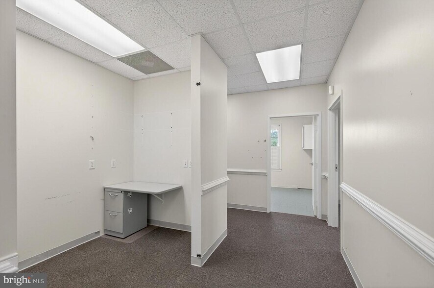 More Photos Of 7117 Salem Fields Blvd, Fredericksburg Office For Lease