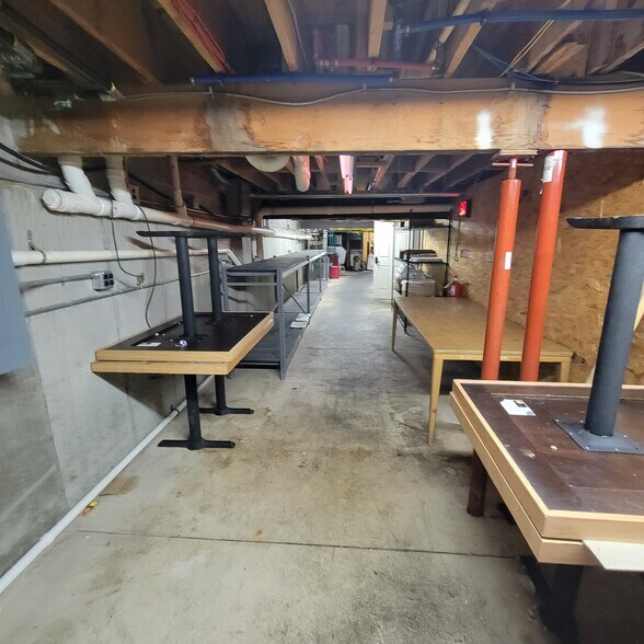 More Photos Of 5381 Abbott Rd, Hamburg Restaurant For Sale