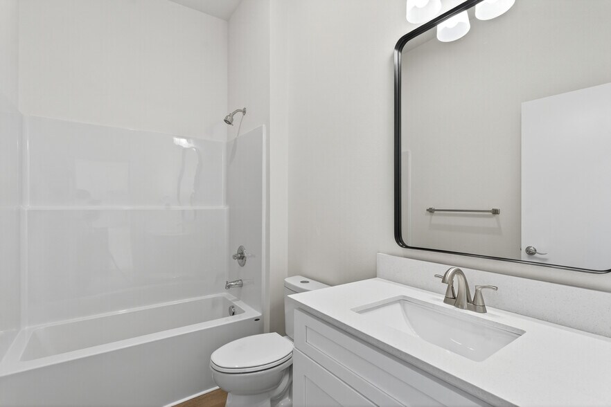 More Photos Of 3254 SE 90th Pl, Portland Apartments For Sale
